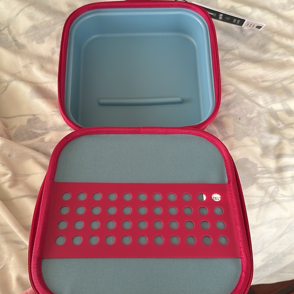Hydroflask Kids insulated lunch box in Peony - Picture 5 of 5